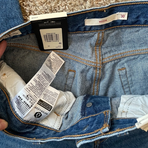NWT Levi’s Wedgie Tapered Jean tagged Sz 30 - Picture 4 of 4